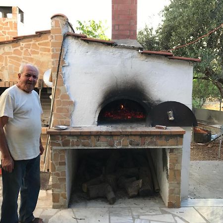 Kavoúsion Tholos Rooms מראה חיצוני תמונה