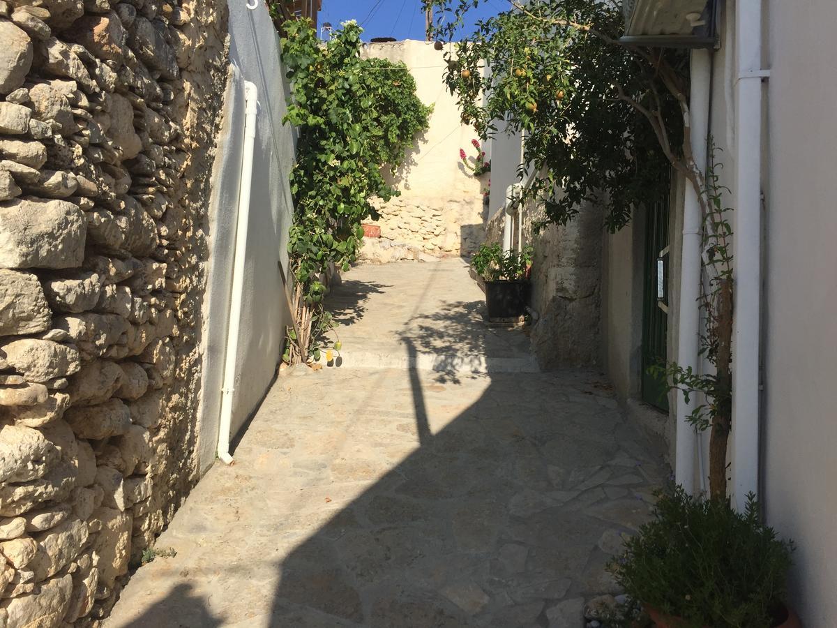 Kavoúsion Tholos Rooms מראה חיצוני תמונה