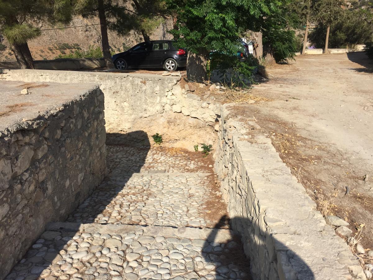Kavoúsion Tholos Rooms מראה חיצוני תמונה