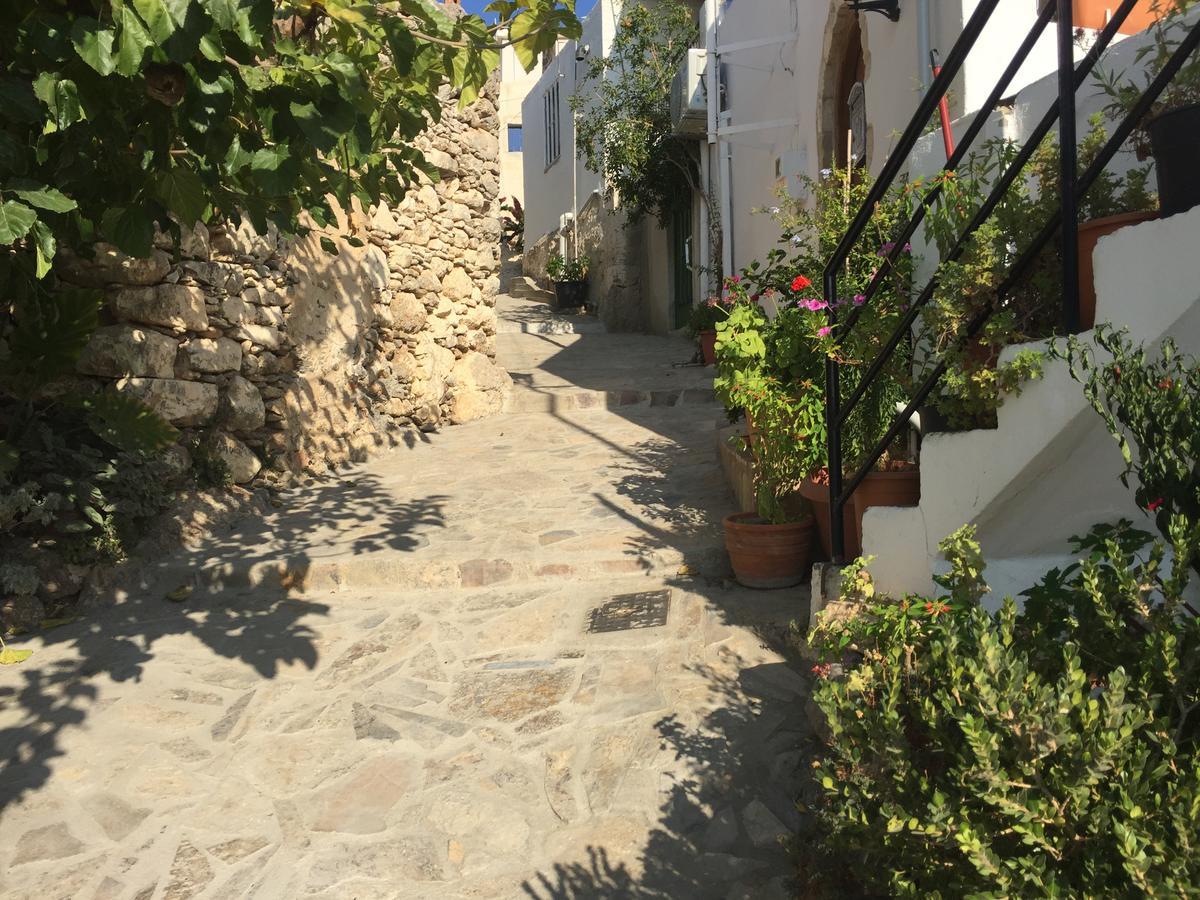 Kavoúsion Tholos Rooms מראה חיצוני תמונה