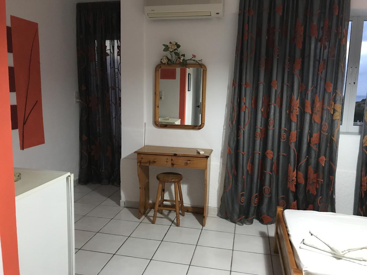 Kavoúsion Tholos Rooms מראה חיצוני תמונה