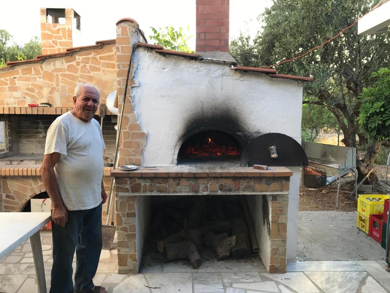 Kavoúsion Tholos Rooms מראה חיצוני תמונה